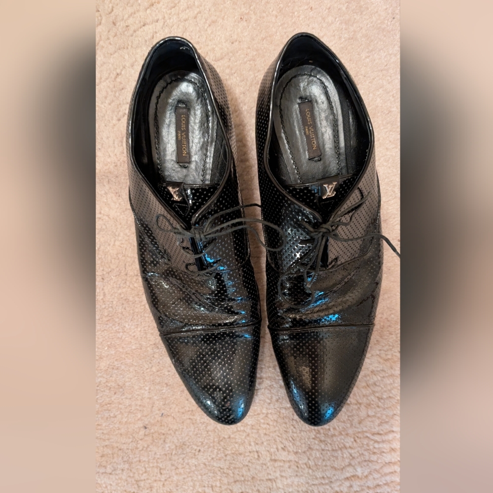 Louis Vuitton Black Patent Leather Lasercut Accents Oxfords